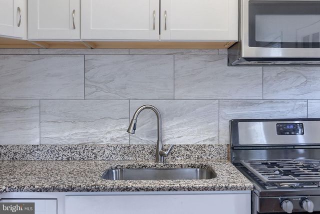 665 LEHIGH AVE, Lancaster, PA 17602