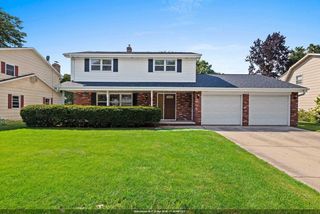 512 PINE TERRACE, Green Bay, WI 54303