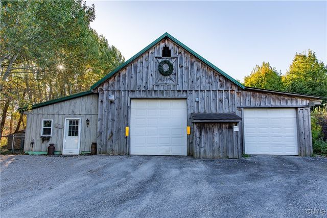 5857 East Lake Road, Cazenovia, NY 13035