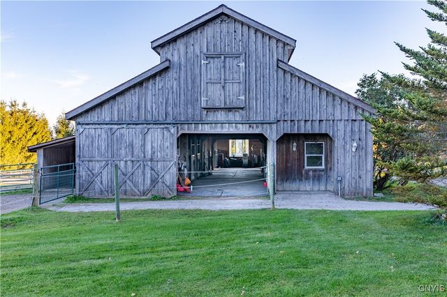 5857 East Lake Road, Cazenovia, NY 13035