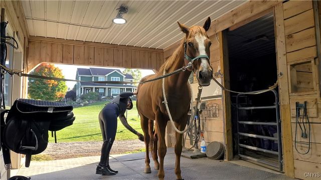 5857 East Lake Road, Cazenovia, NY 13035