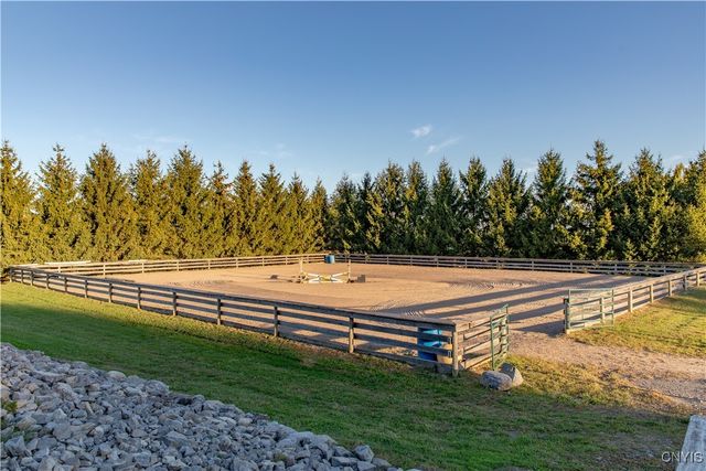 5857 East Lake Road, Cazenovia, NY 13035