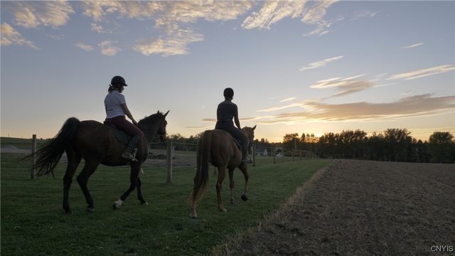 5857 East Lake Road, Cazenovia, NY 13035