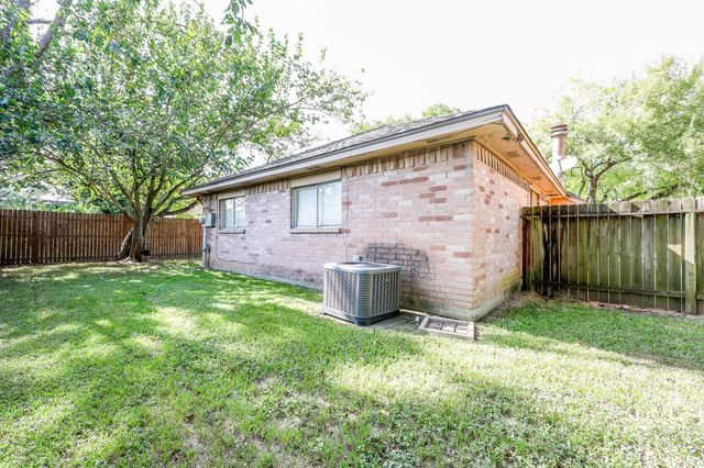 11114 Drakeland Drive, Humble, TX 77396