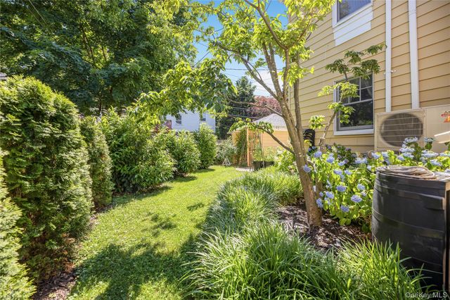 10 Ashton Road, Yonkers, NY 10705