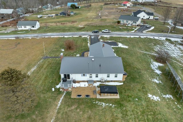 5 Greenwood Drive, Northfield, NH 03276