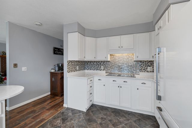 5 Greenwood Drive, Northfield, NH 03276