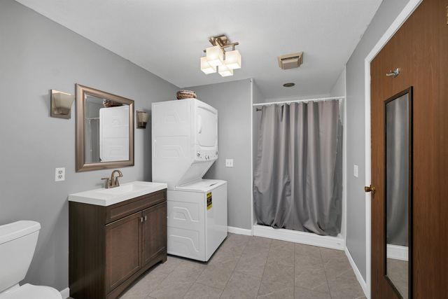 5 Greenwood Drive, Northfield, NH 03276