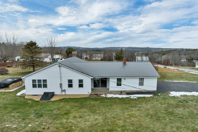 5 Greenwood Drive, Northfield, NH 03276