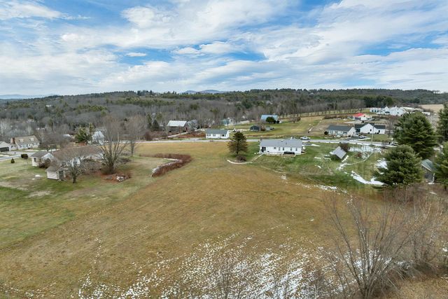 5 Greenwood Drive, Northfield, NH 03276