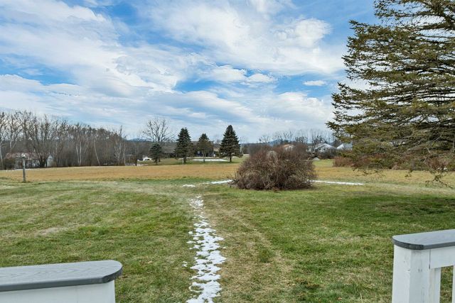 5 Greenwood Drive, Northfield, NH 03276