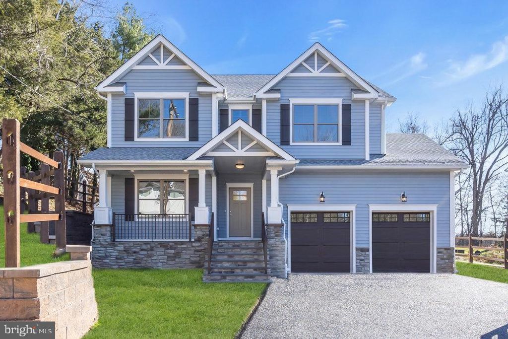 8 CHURCH ST, Stockton, NJ 08559