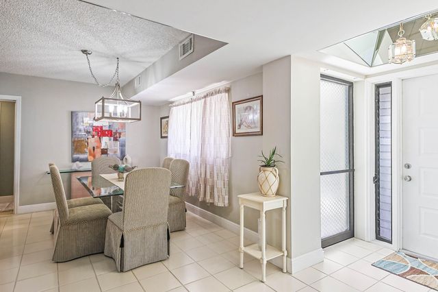 5279 S FOUNTAINS Drive S 703, Lake Worth, FL 33467