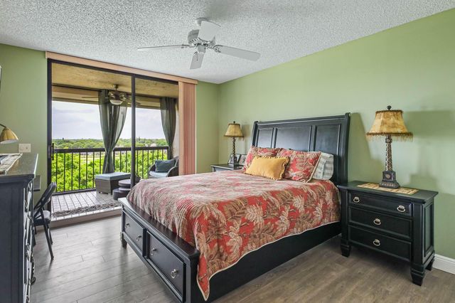 5279 S FOUNTAINS Drive S 703, Lake Worth, FL 33467