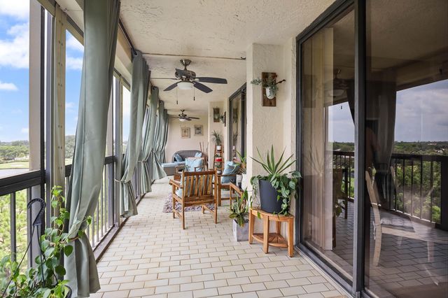 5279 S FOUNTAINS Drive S 703, Lake Worth, FL 33467