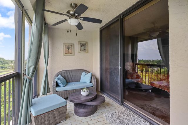 5279 S FOUNTAINS Drive S 703, Lake Worth, FL 33467