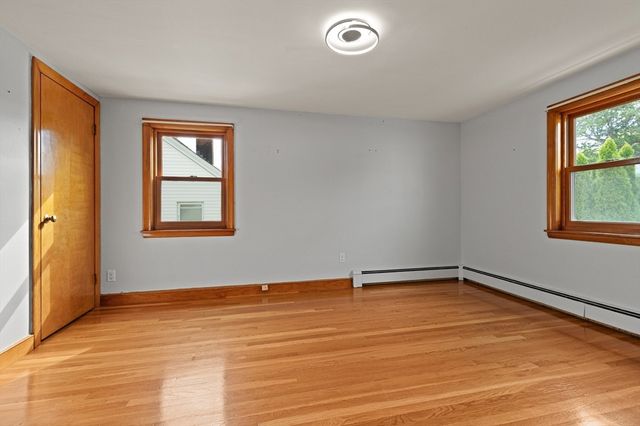 7 French St, Watertown, MA 02472