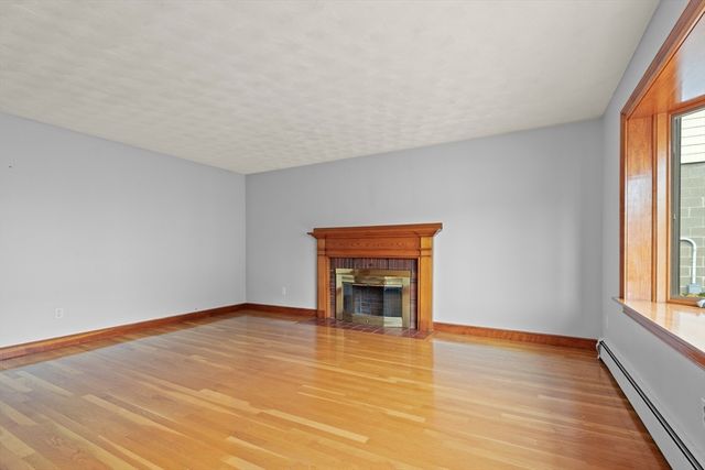 7 French St, Watertown, MA 02472