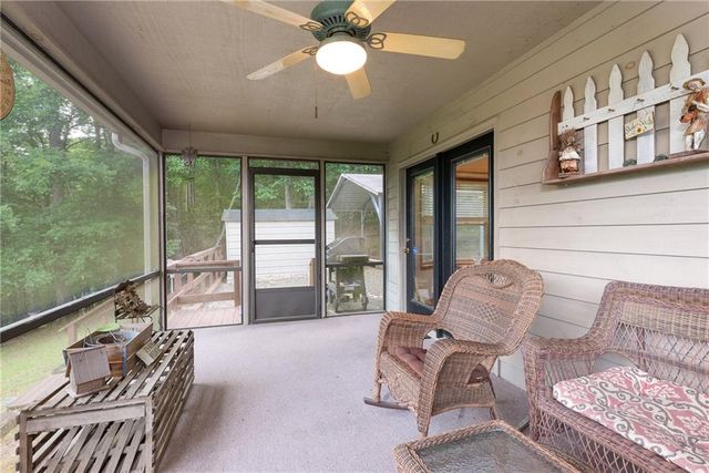 250 Summit Drive, Blairsville, GA 30512