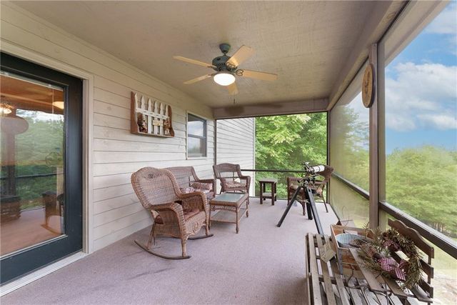 250 Summit Drive, Blairsville, GA 30512