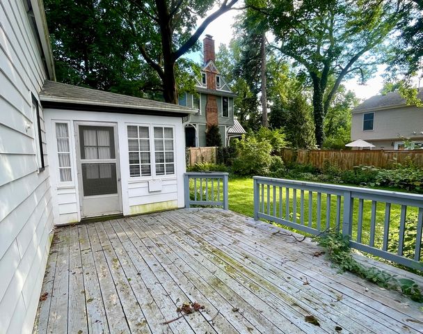1138 Shermer Road, Glenview, IL 60025