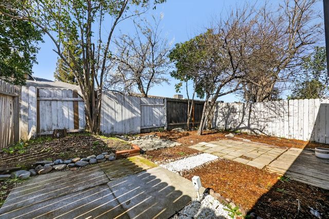 6435 Tupelo Dr, Citrus Heights, CA 95621