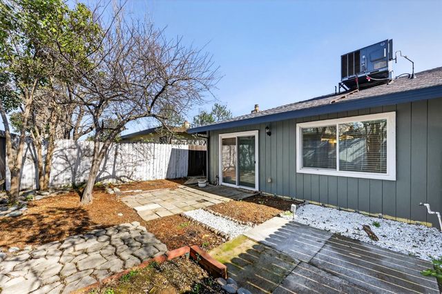 6435 Tupelo Dr, Citrus Heights, CA 95621