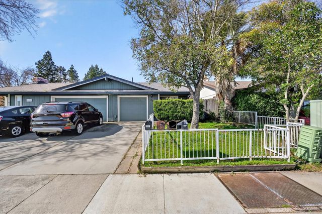 6435 Tupelo Dr, Citrus Heights, CA 95621