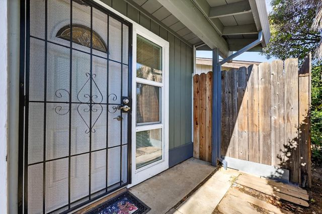 6435 Tupelo Dr, Citrus Heights, CA 95621