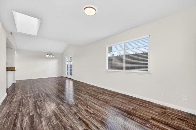 6435 Tupelo Dr, Citrus Heights, CA 95621