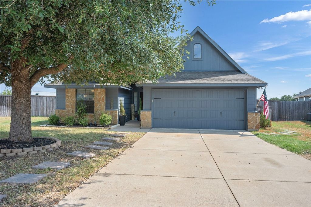 3802 Wild Horse Creek Court, College Station, TX 77845 — exterior