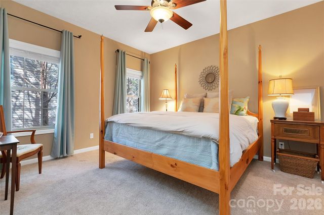 180 Notlvsi Court, Brevard, NC 28712