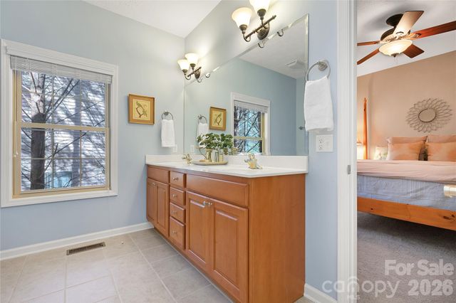 180 Notlvsi Court, Brevard, NC 28712