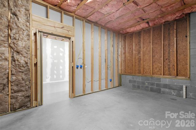 180 Notlvsi Court, Brevard, NC 28712