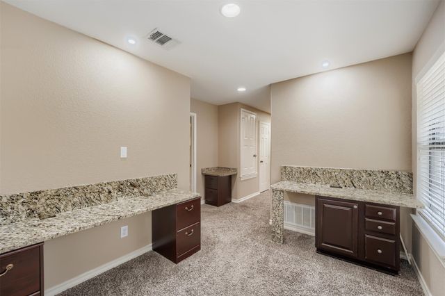 2310 McKendrick DR, Cedar Park, TX 78613