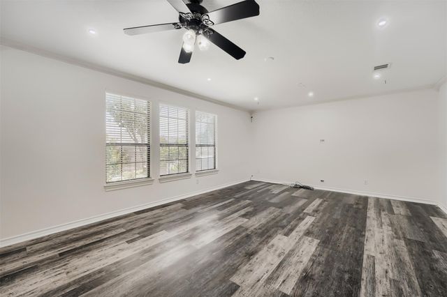 2310 McKendrick DR, Cedar Park, TX 78613
