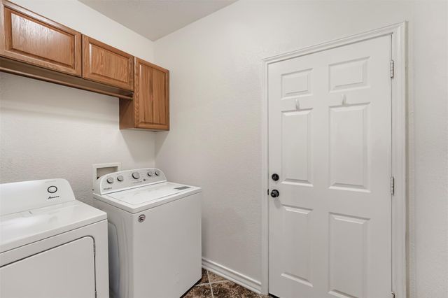 2310 McKendrick DR, Cedar Park, TX 78613