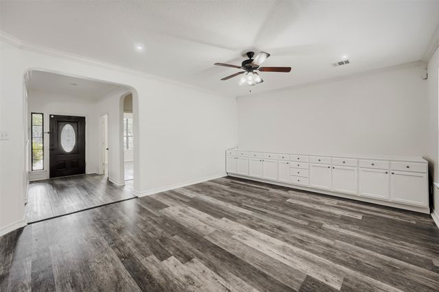 2310 McKendrick DR, Cedar Park, TX 78613