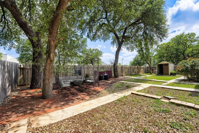 2310 McKendrick DR, Cedar Park, TX 78613