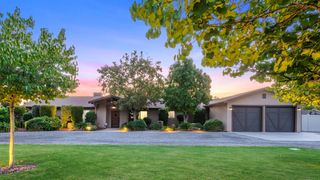1538 N Locan Avenue, Clovis, CA 93619