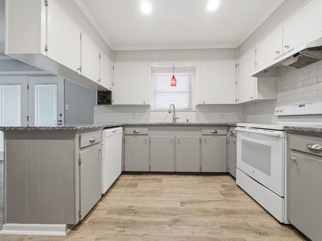 405 S Bouldin Street, Hamilton, TX 76531