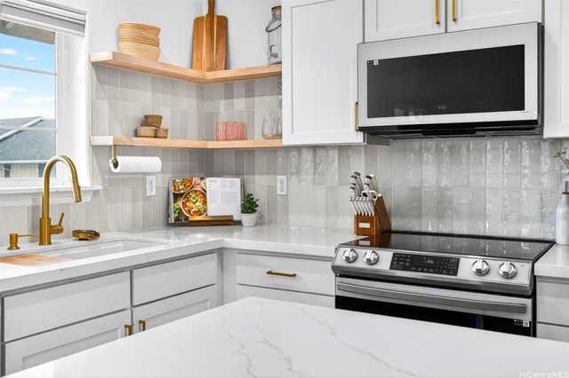 1131 Kakala Street 1302, Kapolei, HI 96707