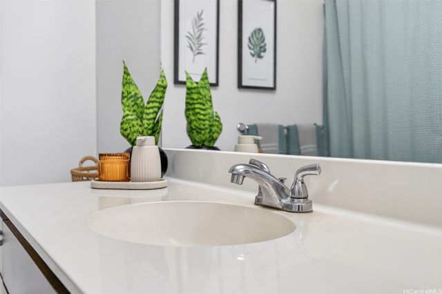 1131 Kakala Street 1302, Kapolei, HI 96707