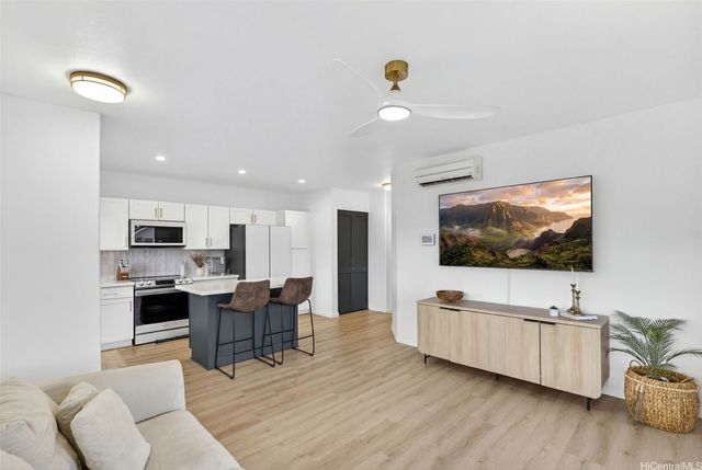 1131 Kakala Street 1302, Kapolei, HI 96707