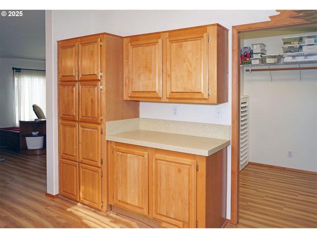 14308 Ne SANDY Blvd #42, Portland, OR 97230