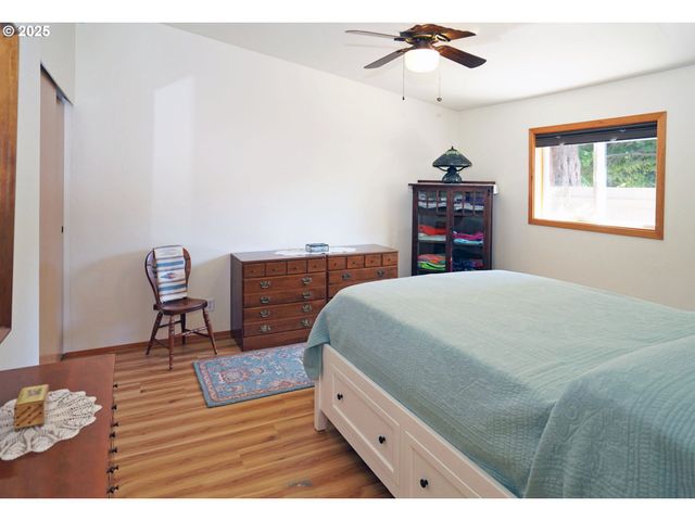 14308 Ne SANDY Blvd #42, Portland, OR 97230