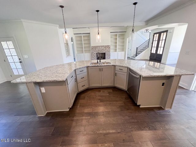 293 Poplar Lane, Holly Springs, MS 38635