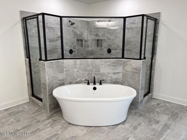 293 Poplar Lane, Holly Springs, MS 38635