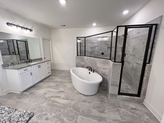 293 Poplar Lane, Holly Springs, MS 38635