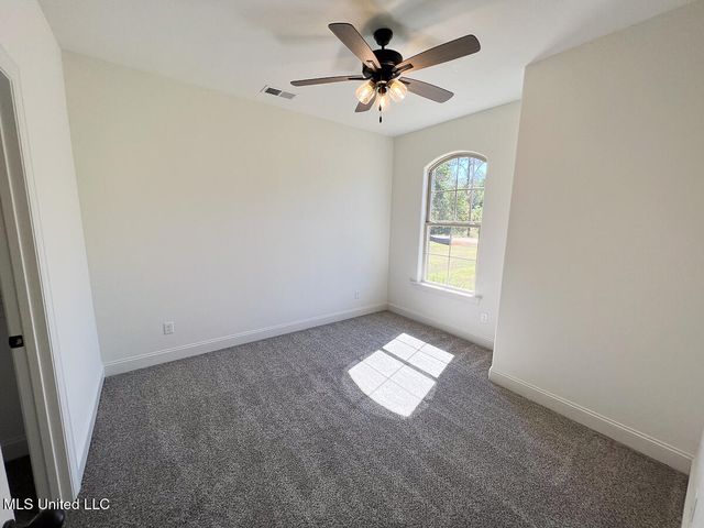 293 Poplar Lane, Holly Springs, MS 38635